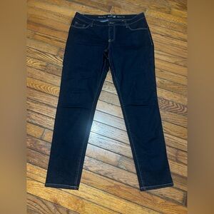 Apt. 9 Women's Deep Indigo Straight Leg Jeans